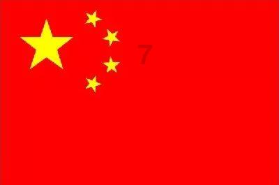 乐平市礼林镇:戴盔拆伞 安全出行