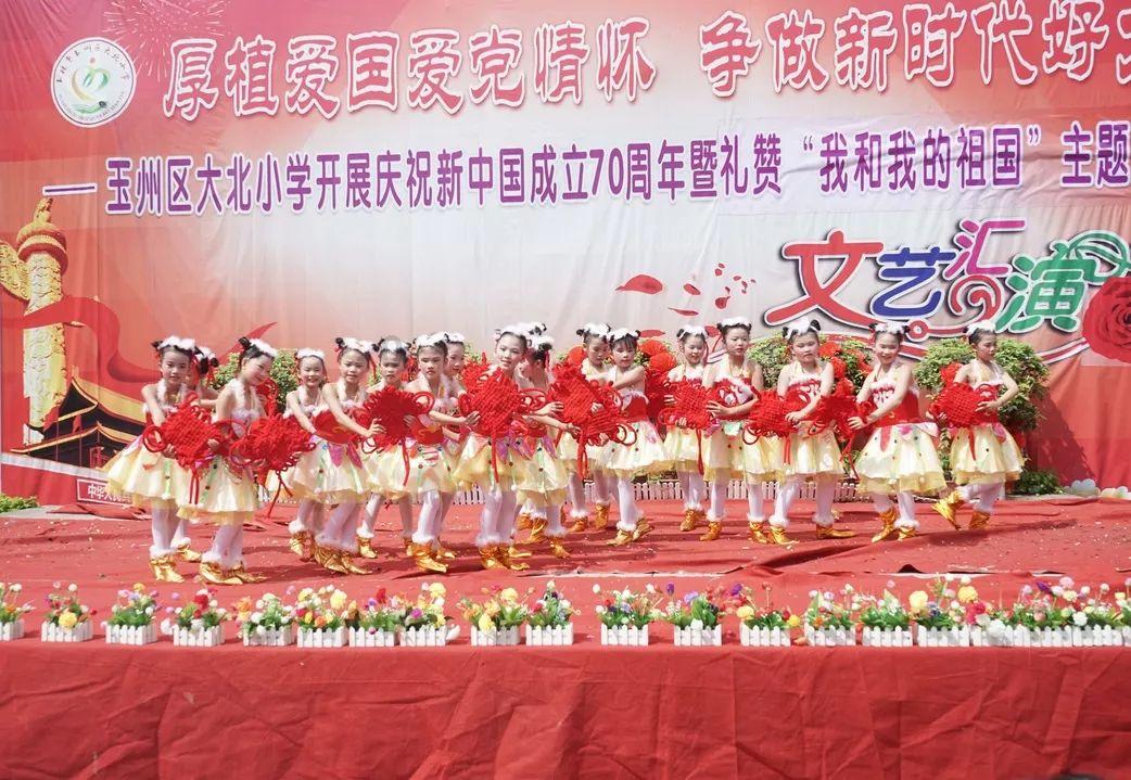 在比赛时,打乒乓球身体可以接触乒乓球台吗?-发现与分享你感兴趣的内容